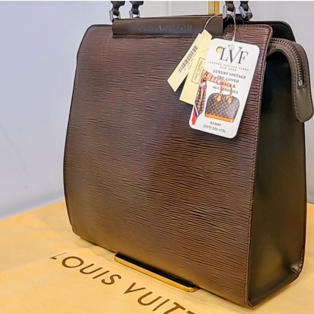 Louis Vuitton Vintage 2001 Figari MM EPI Bag       Moca/ Silver Hardware - Picture 4 of 8